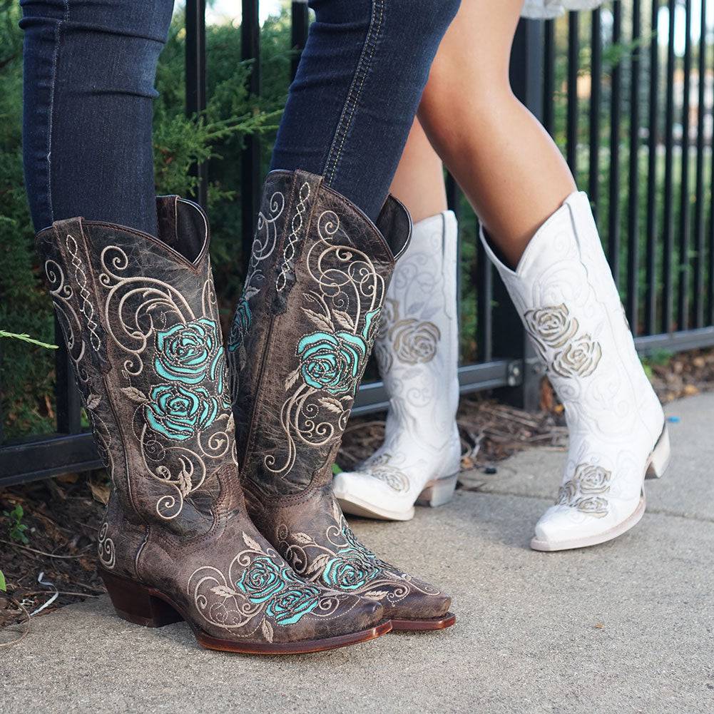 Cowboy boots with roses best sale